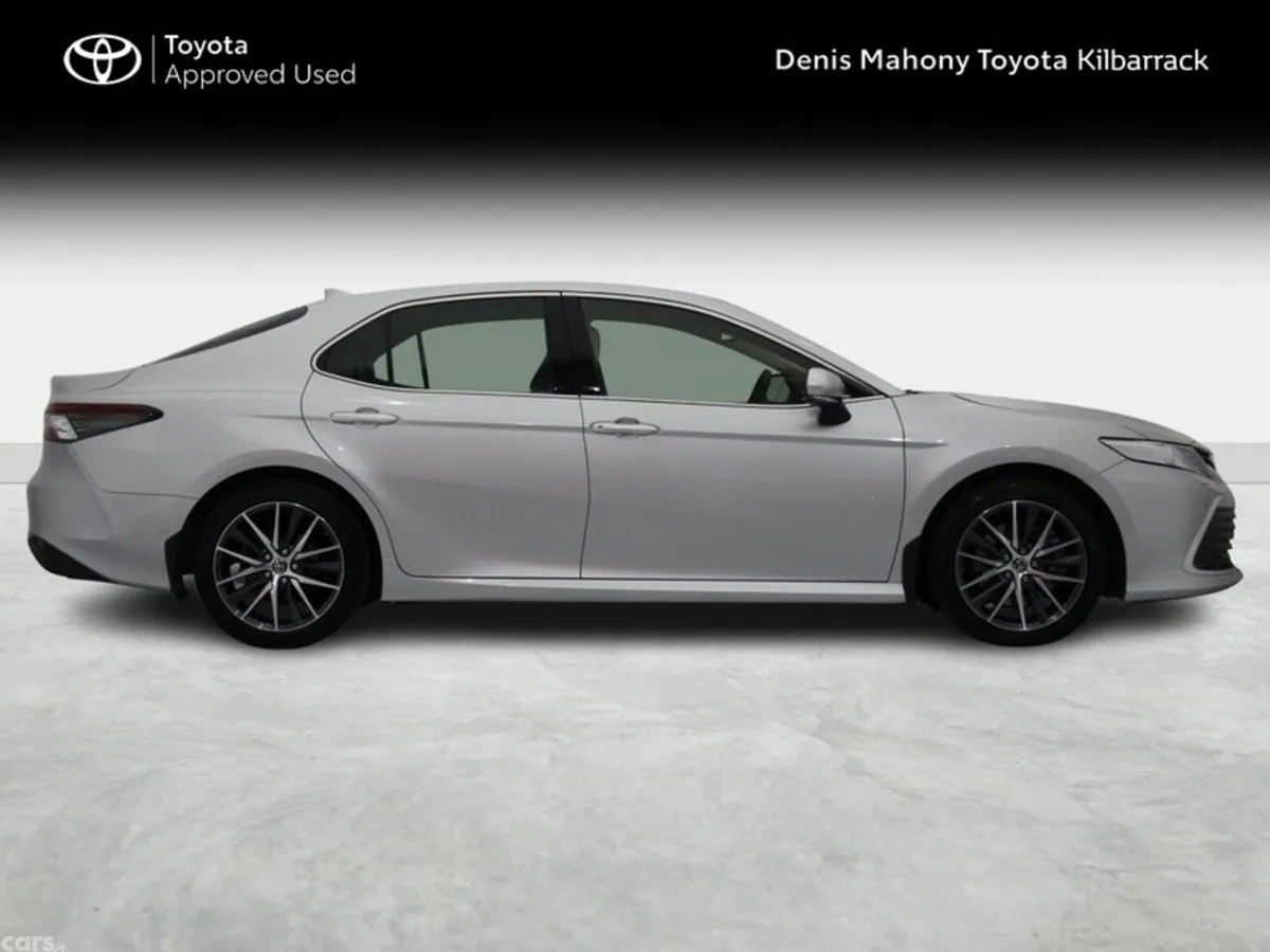 Toyota Camry Saloon, Petrol Hybrid, 2023, Grey