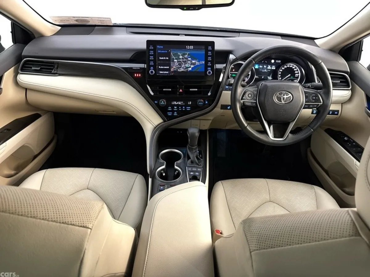Toyota Camry Saloon, Petrol Hybrid, 2023, Grey