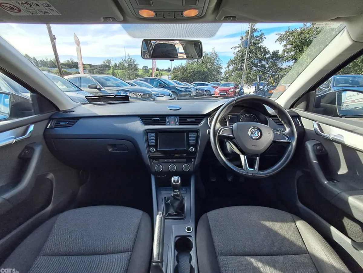 Skoda Octavia Estate, Diesel, 2016, Grey