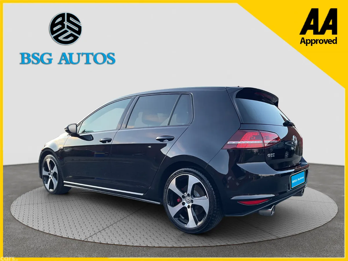 Volkswagen Golf Hatchback, Petrol, 2017, Black