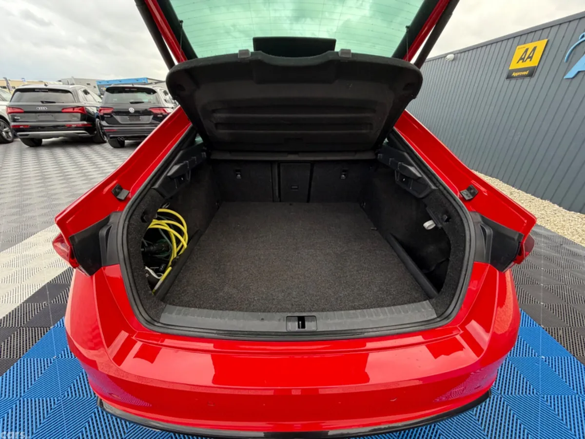 Skoda Octavia Hatchback, Petrol Hybrid, 2021, Red
