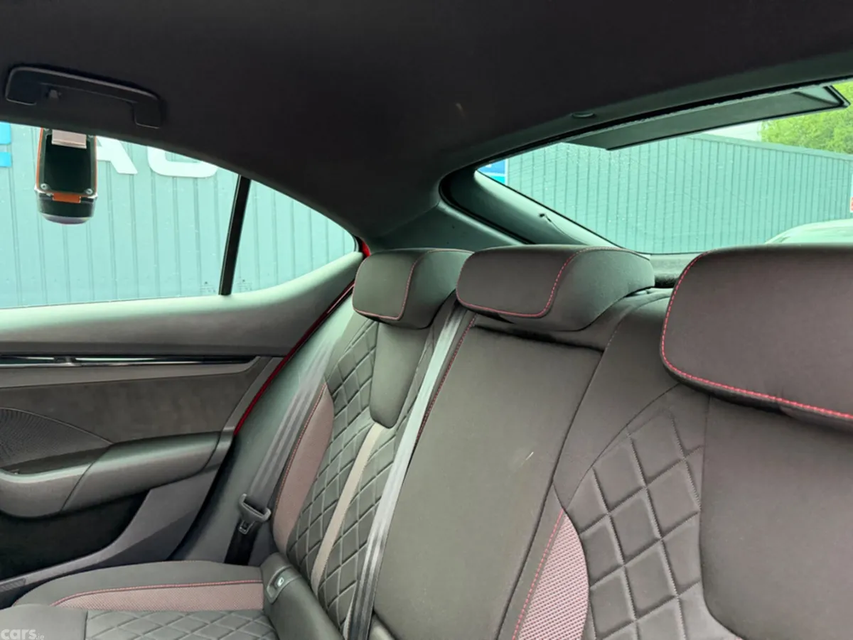 Skoda Octavia Hatchback, Petrol Hybrid, 2021, Red