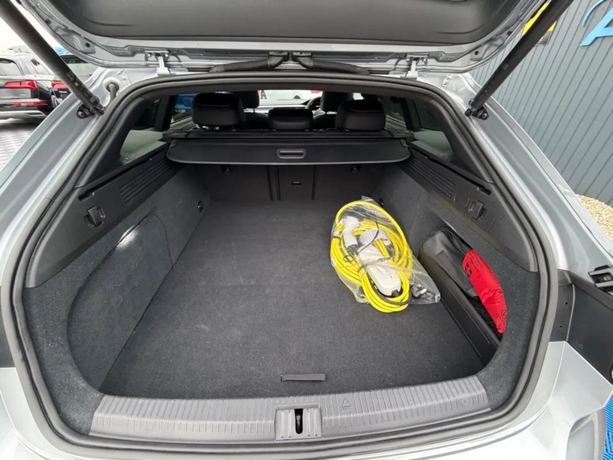 Volkswagen Arteon Estate, Petrol Plug-in Hybrid, 2023, Silver