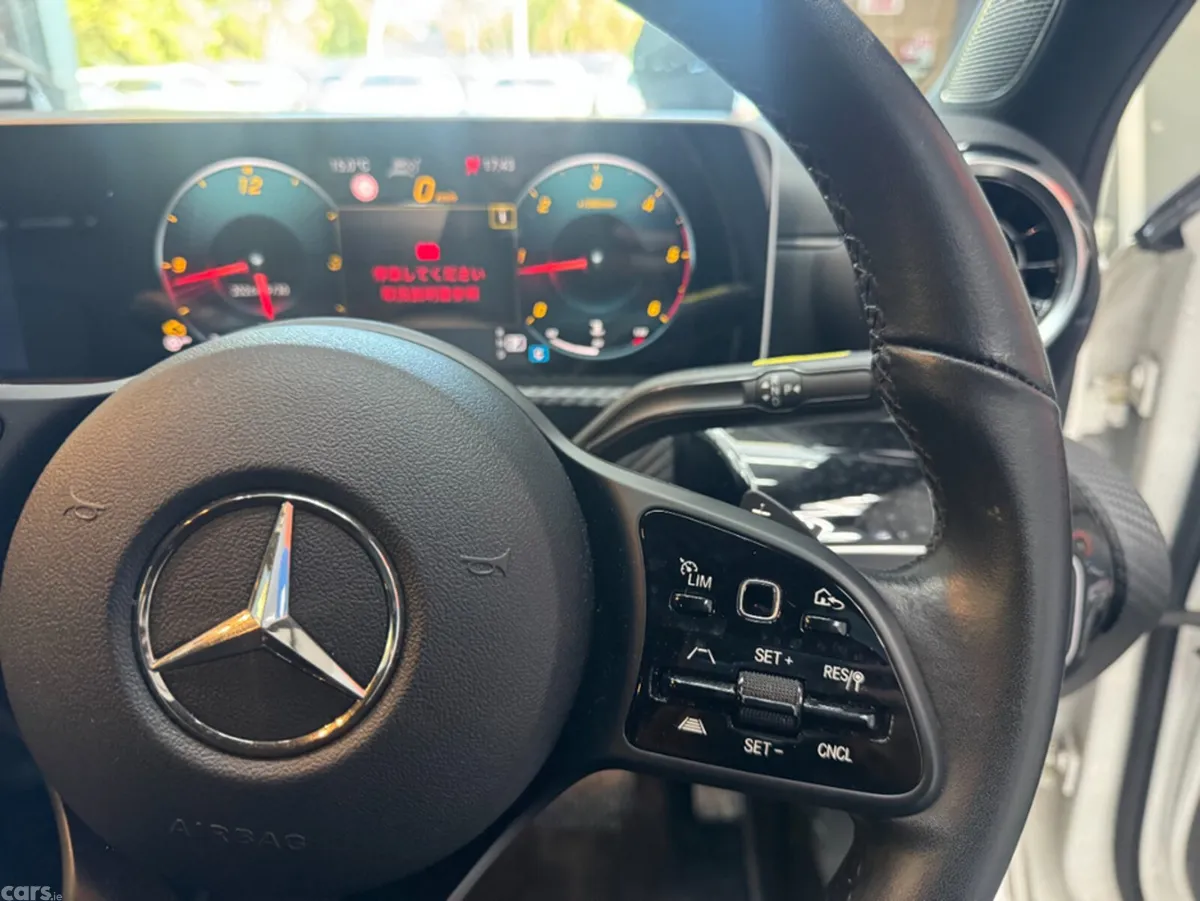 Mercedes-Benz A-Class Hatchback, Diesel, 2019, White