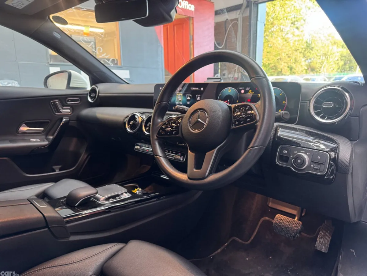 Mercedes-Benz A-Class Hatchback, Diesel, 2019, White