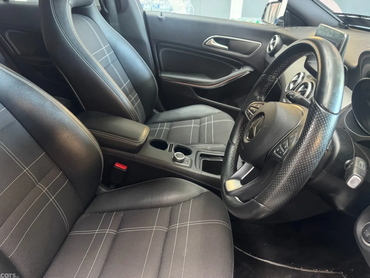 Mercedes-Benz CLA Saloon, Petrol, 2015, Black