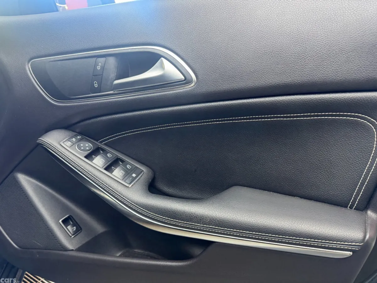 Mercedes-Benz CLA Saloon, Petrol, 2015, Black