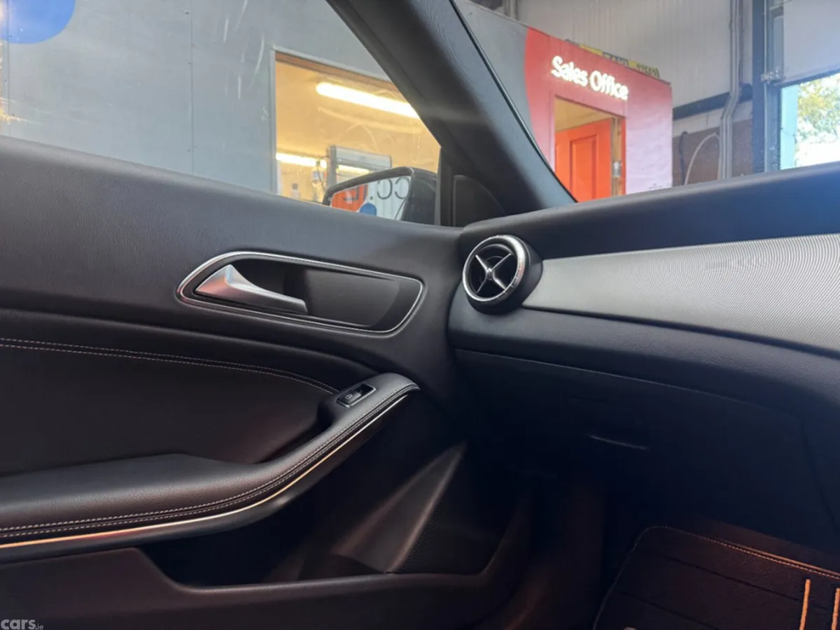 Mercedes-Benz CLA Saloon, Petrol, 2015, Black