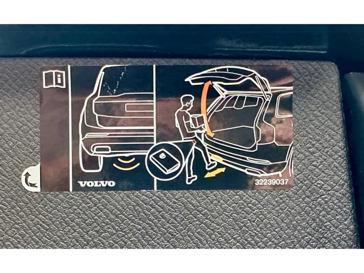 Volvo XC90 SUV, Diesel, 2019, Black
