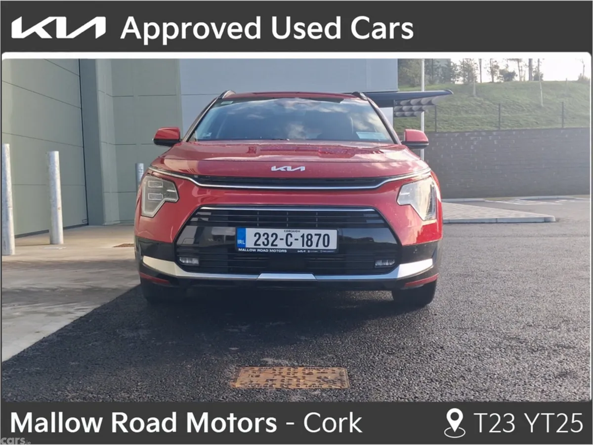 Kia Niro MPV, Petrol Plug-in Hybrid, 2023, Red
