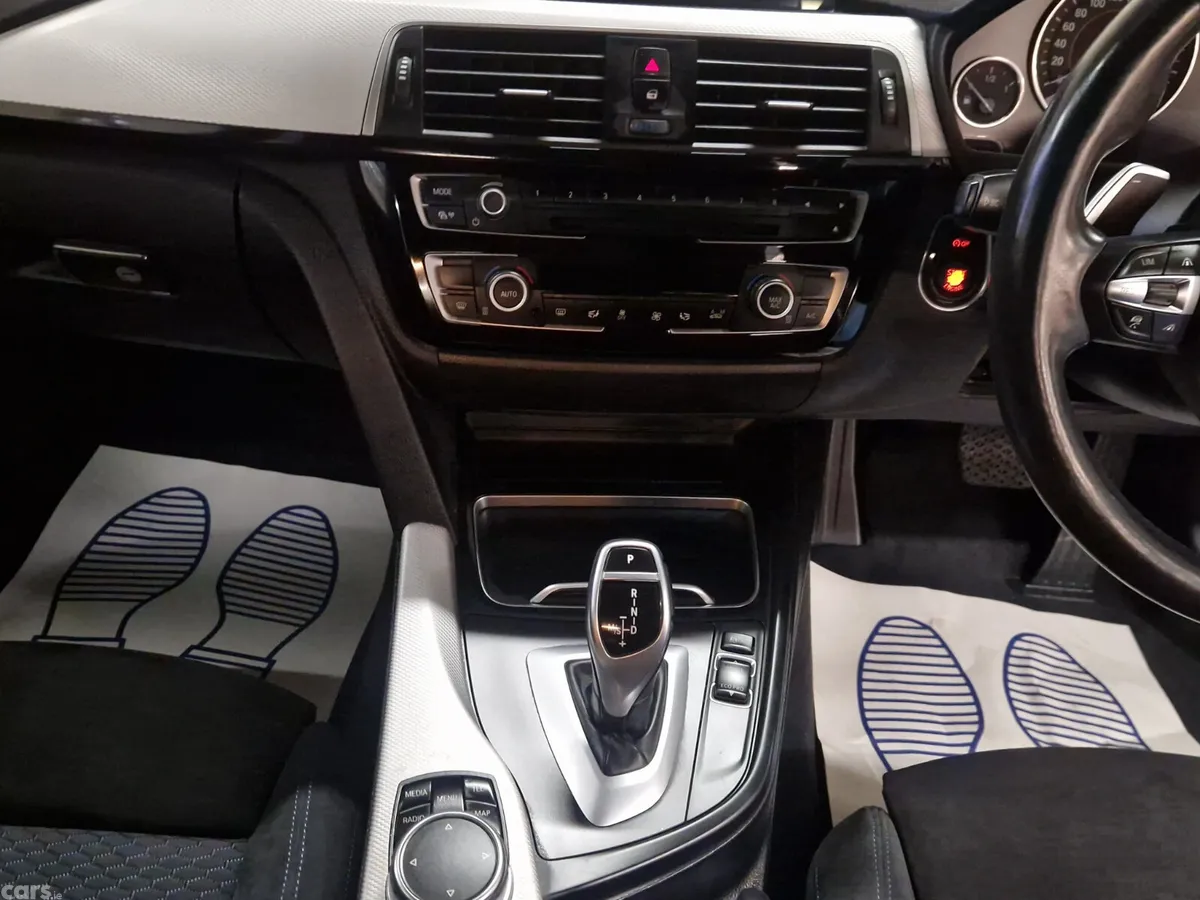BMW 3-Series Saloon, Petrol, 2017, White