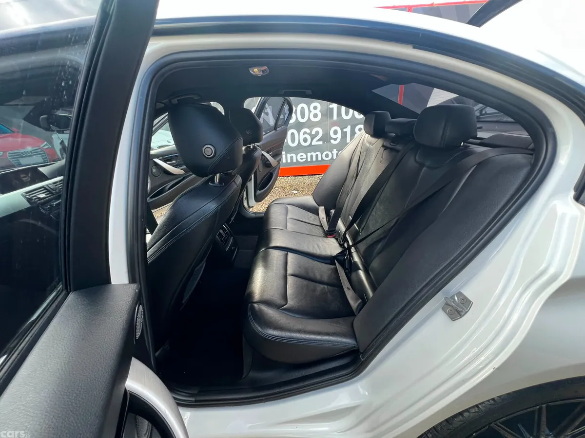 BMW 3-Series Saloon, Petrol Plug-in Hybrid, 2017, White
