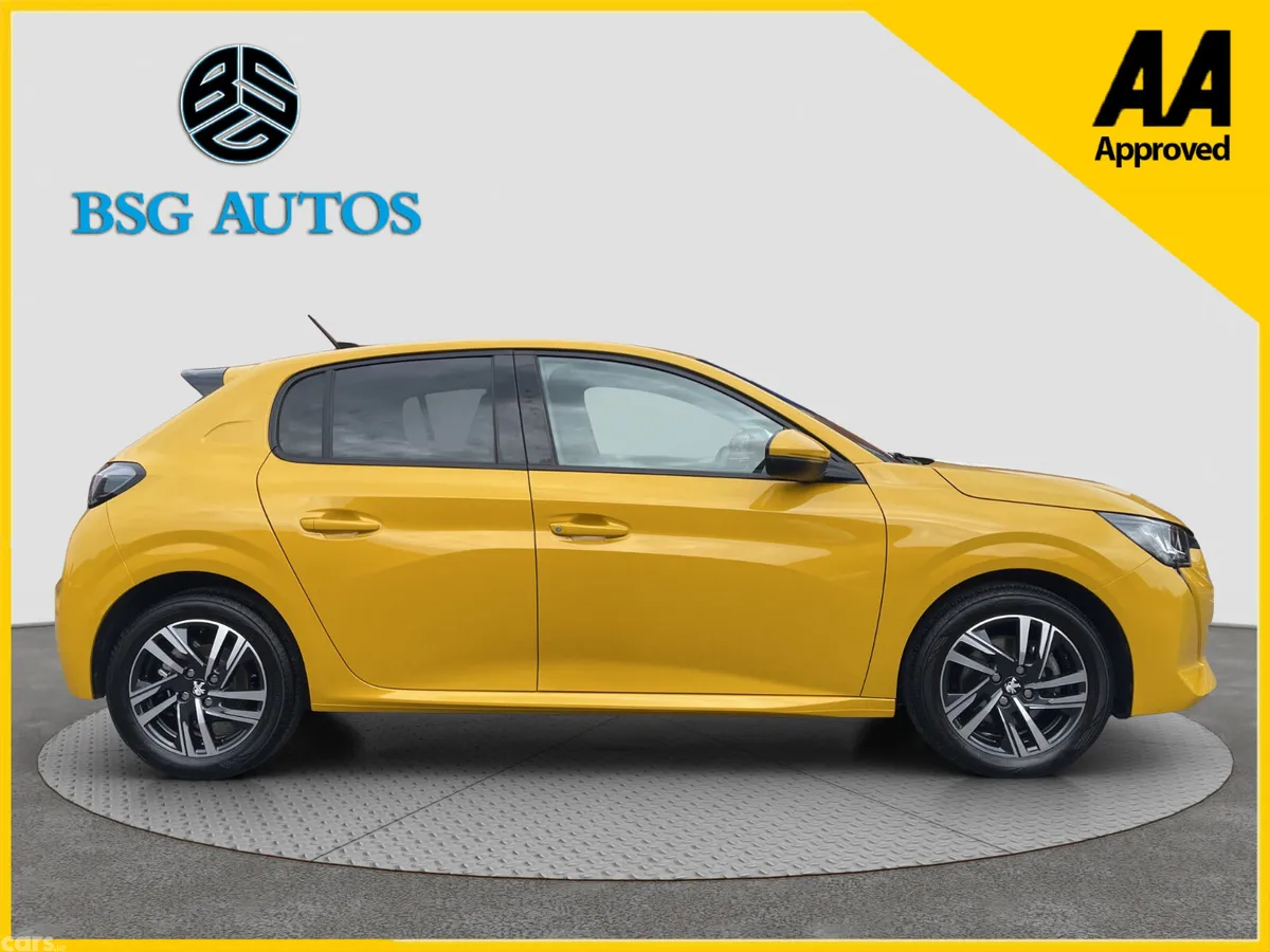 Peugeot 208 Hatchback, Petrol, 2021, Yellow