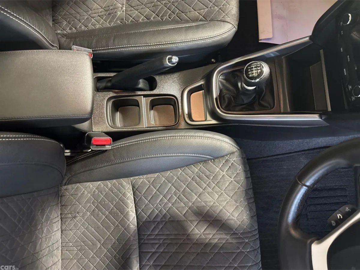 Suzuki Vitara SUV, Petrol, 2024, Grey