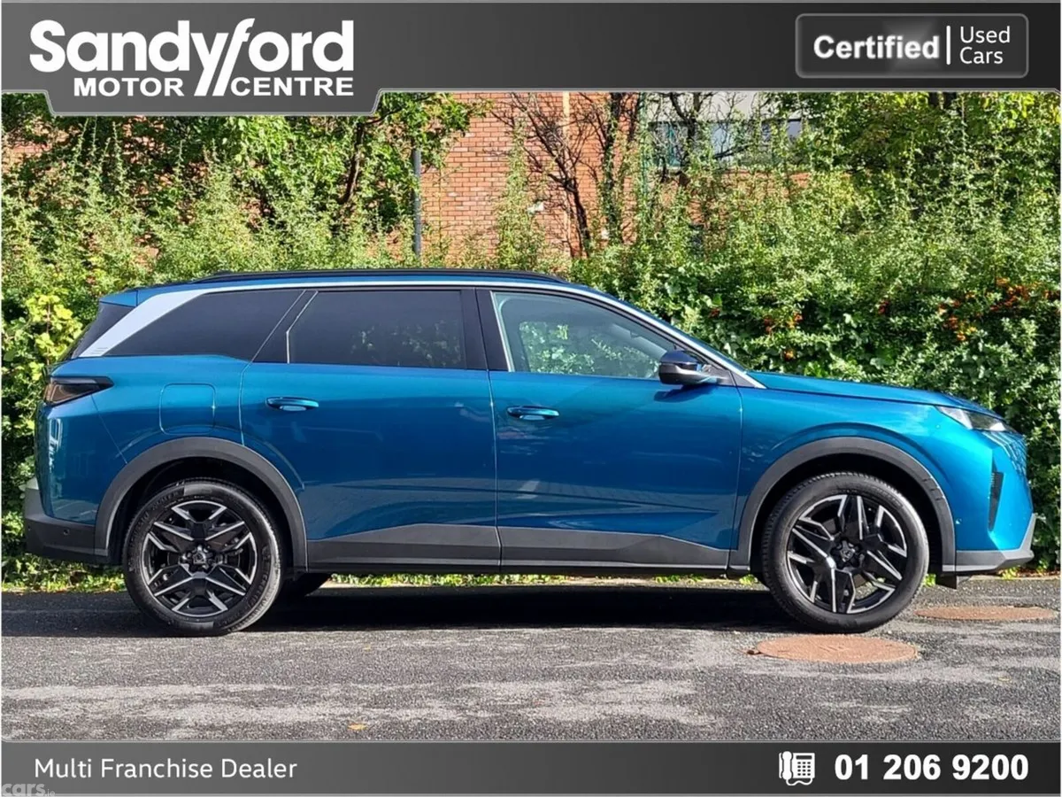 Peugeot 5008 SUV, Petrol, 2026, Blue
