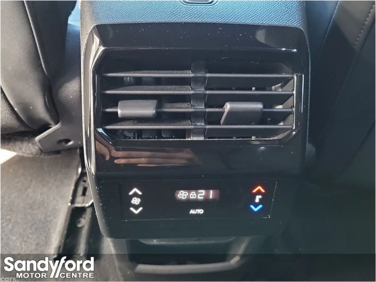 Peugeot 5008 SUV, Petrol, 2026, Blue