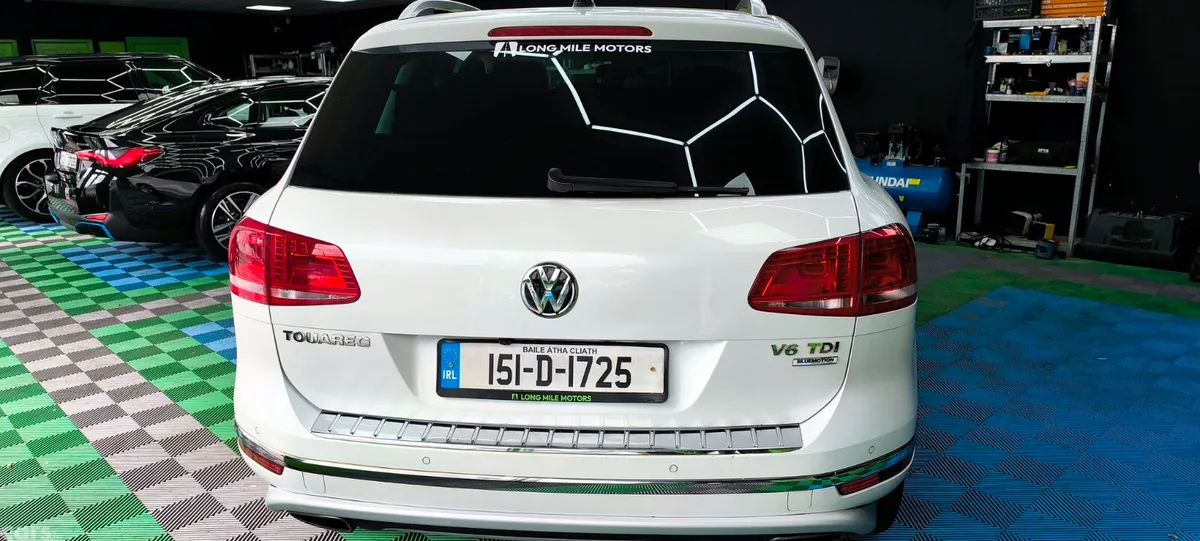 Volkswagen Touareg SUV, Diesel, 2015, White