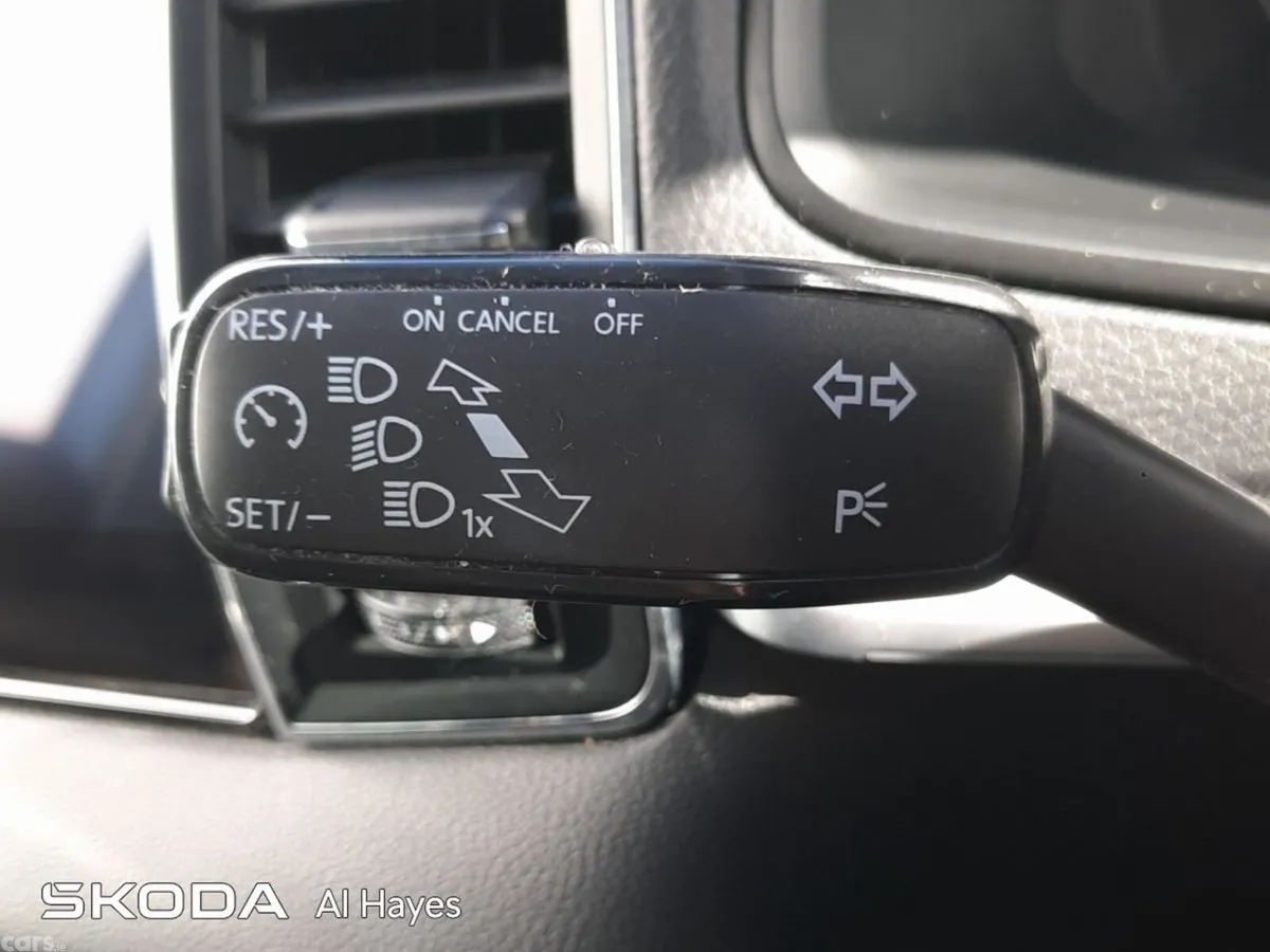 Skoda Karoq SUV, Diesel, 2020, Grey