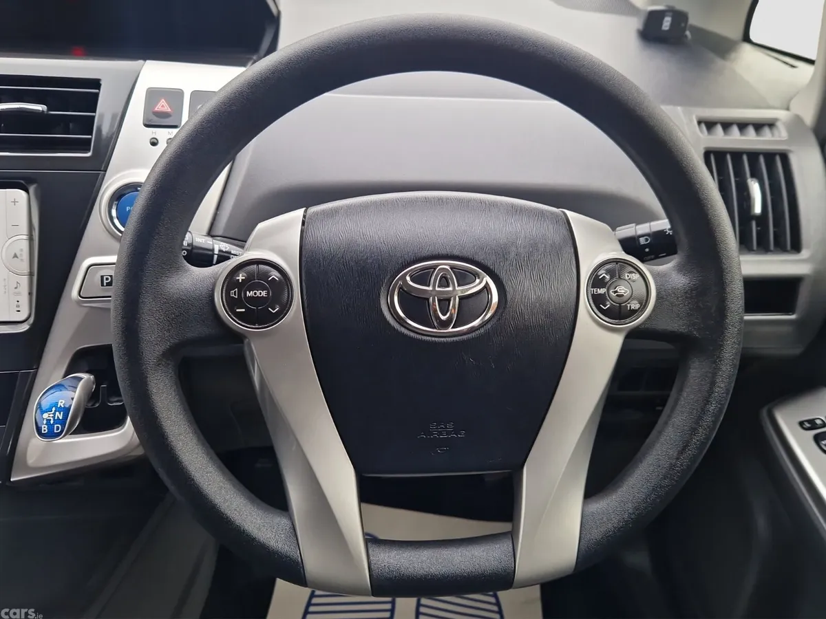 Toyota Prius MPV, Petrol Hybrid, 2013, White