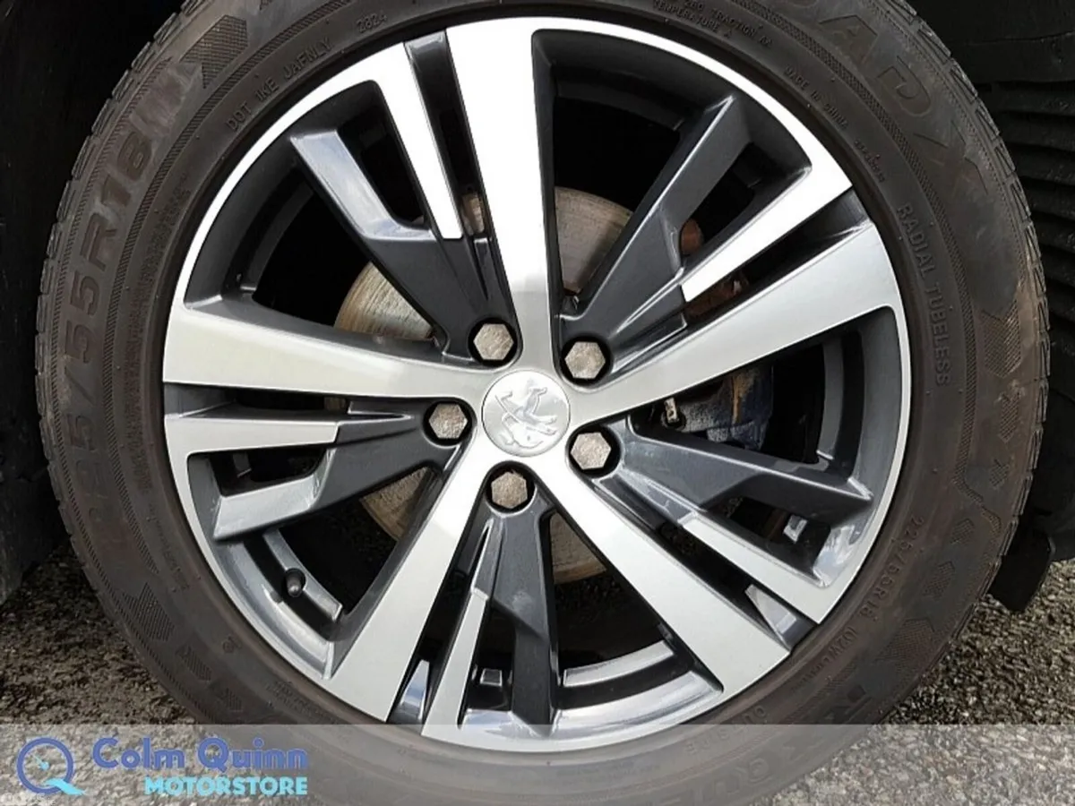 Peugeot 3008 MPV, Diesel, 2019, Red