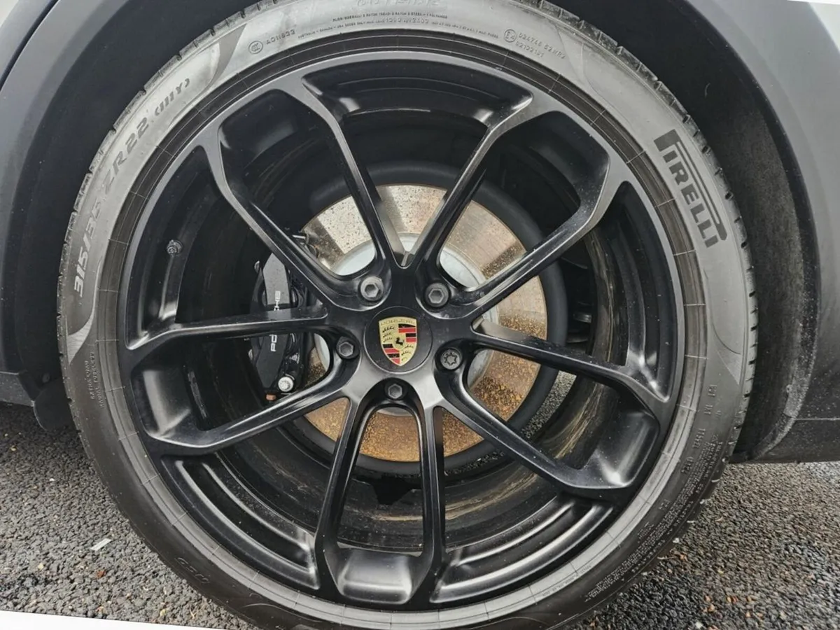 Porsche Cayenne SUV, Petrol Plug-in Hybrid, 2024, Grey