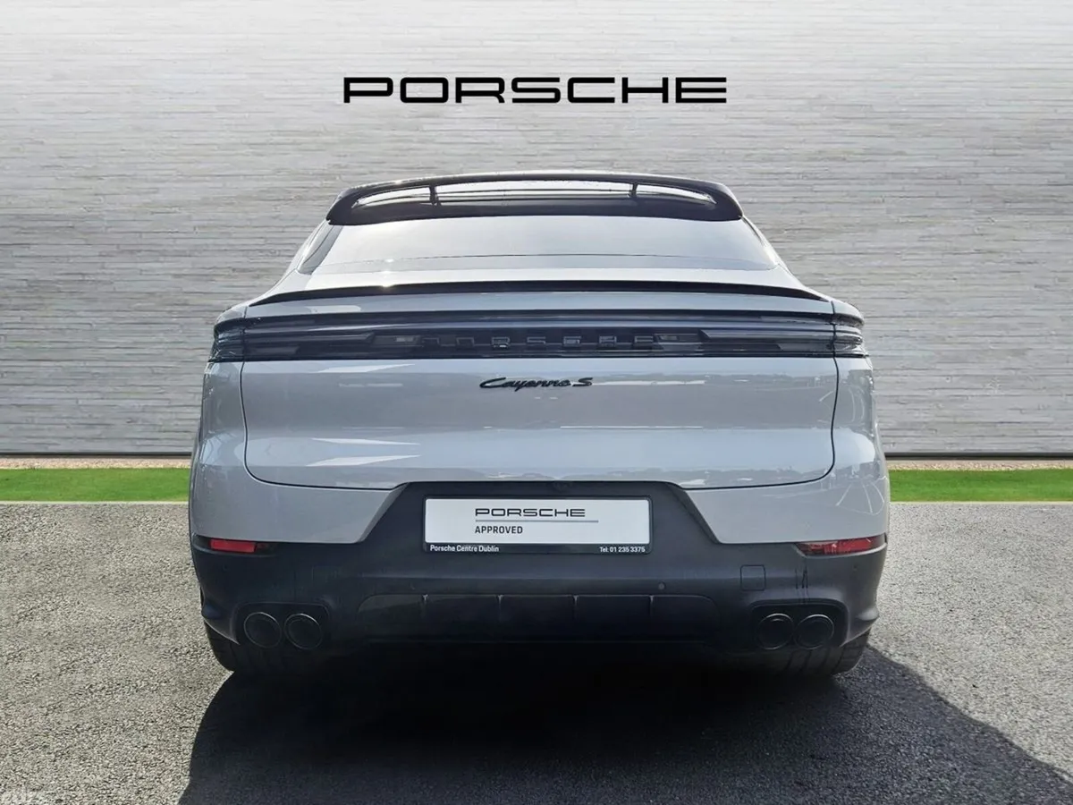Porsche Cayenne SUV, Petrol Plug-in Hybrid, 2024, Grey