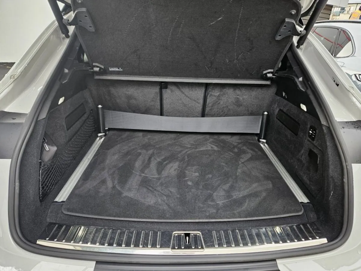 Porsche Cayenne SUV, Petrol Plug-in Hybrid, 2024, Grey