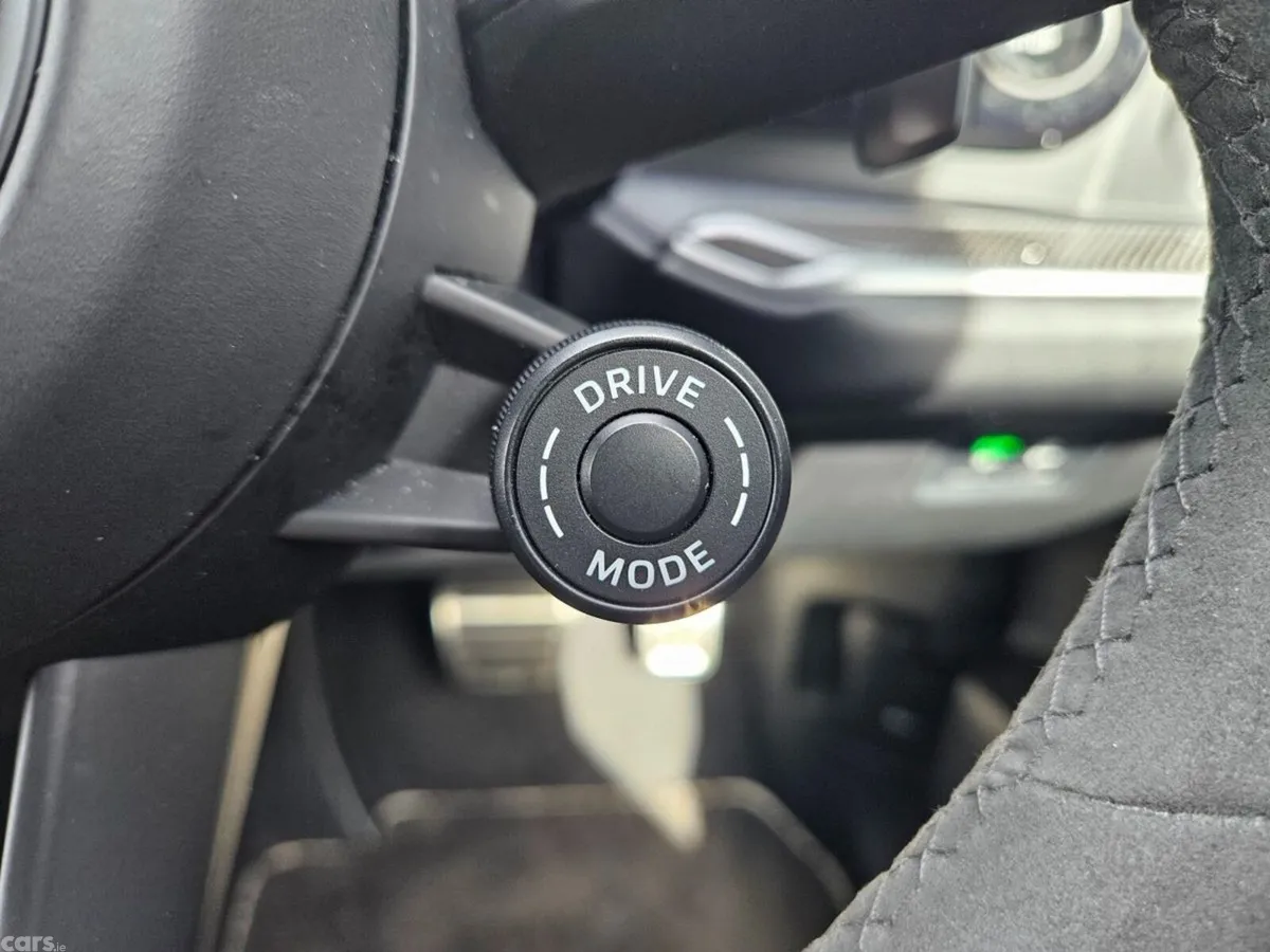 Porsche Cayenne SUV, Petrol Plug-in Hybrid, 2024, Grey
