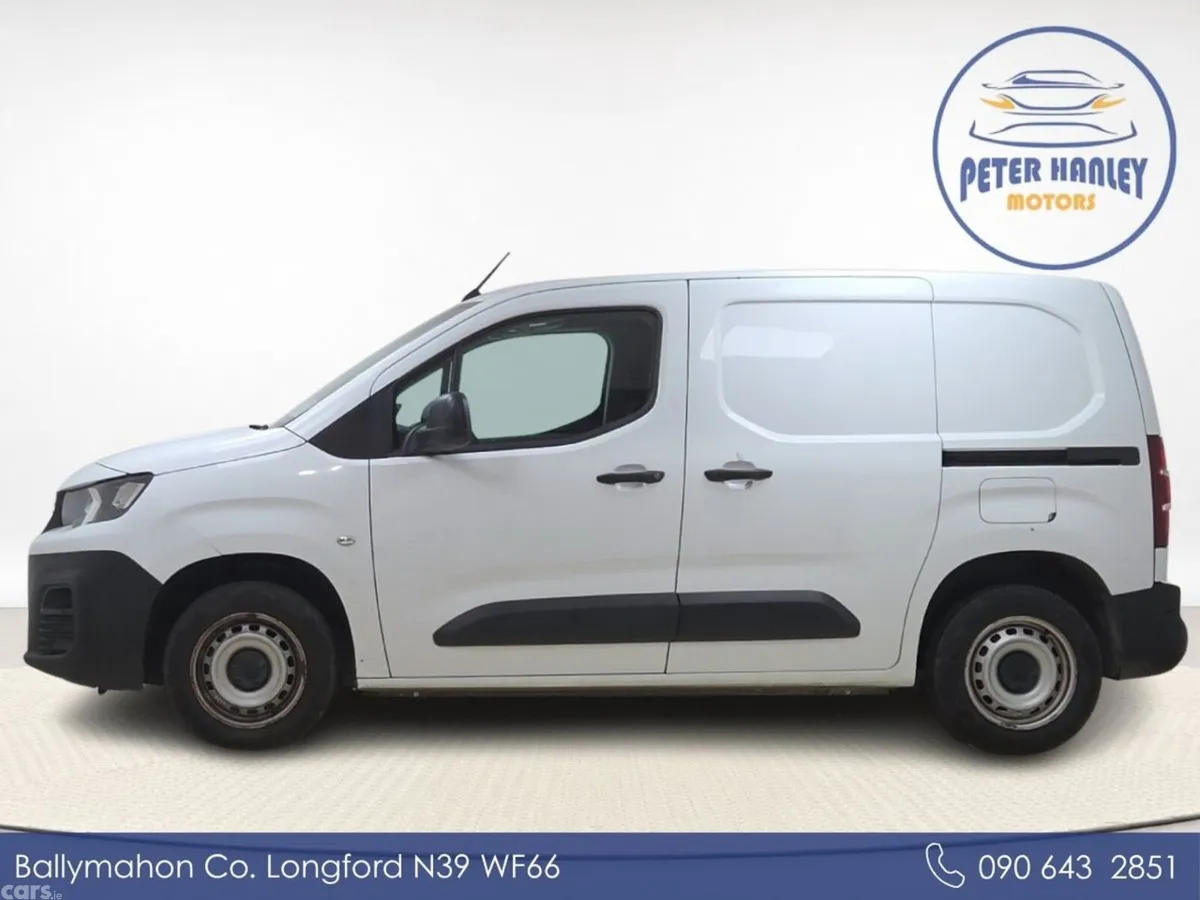 Peugeot Partner MPV, Diesel, 2023, White