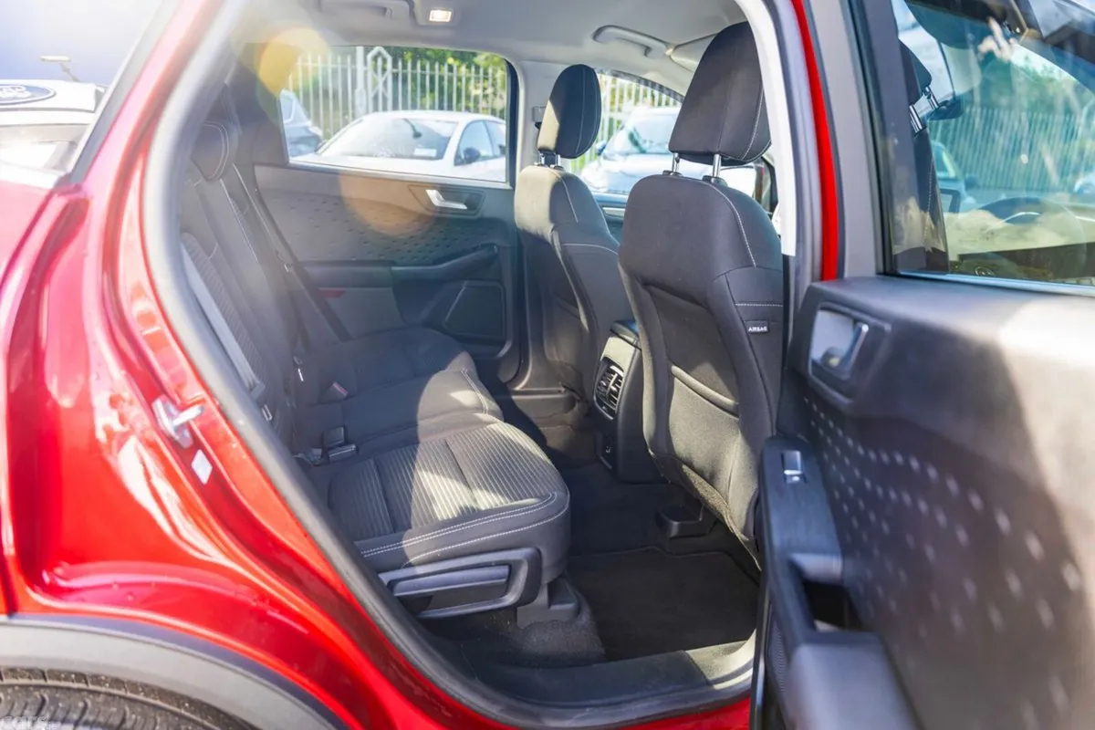 Ford Kuga SUV, Diesel, 2020, Red