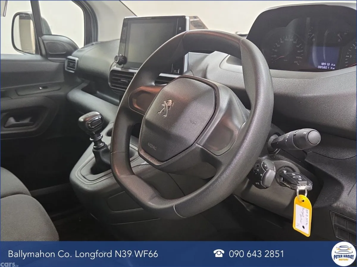 Peugeot Partner MPV, Diesel, 2023, White