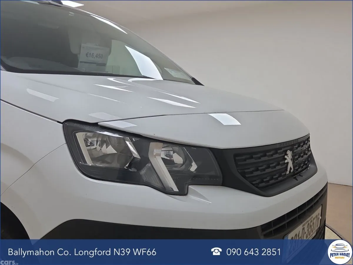 Peugeot Partner MPV, Diesel, 2023, White