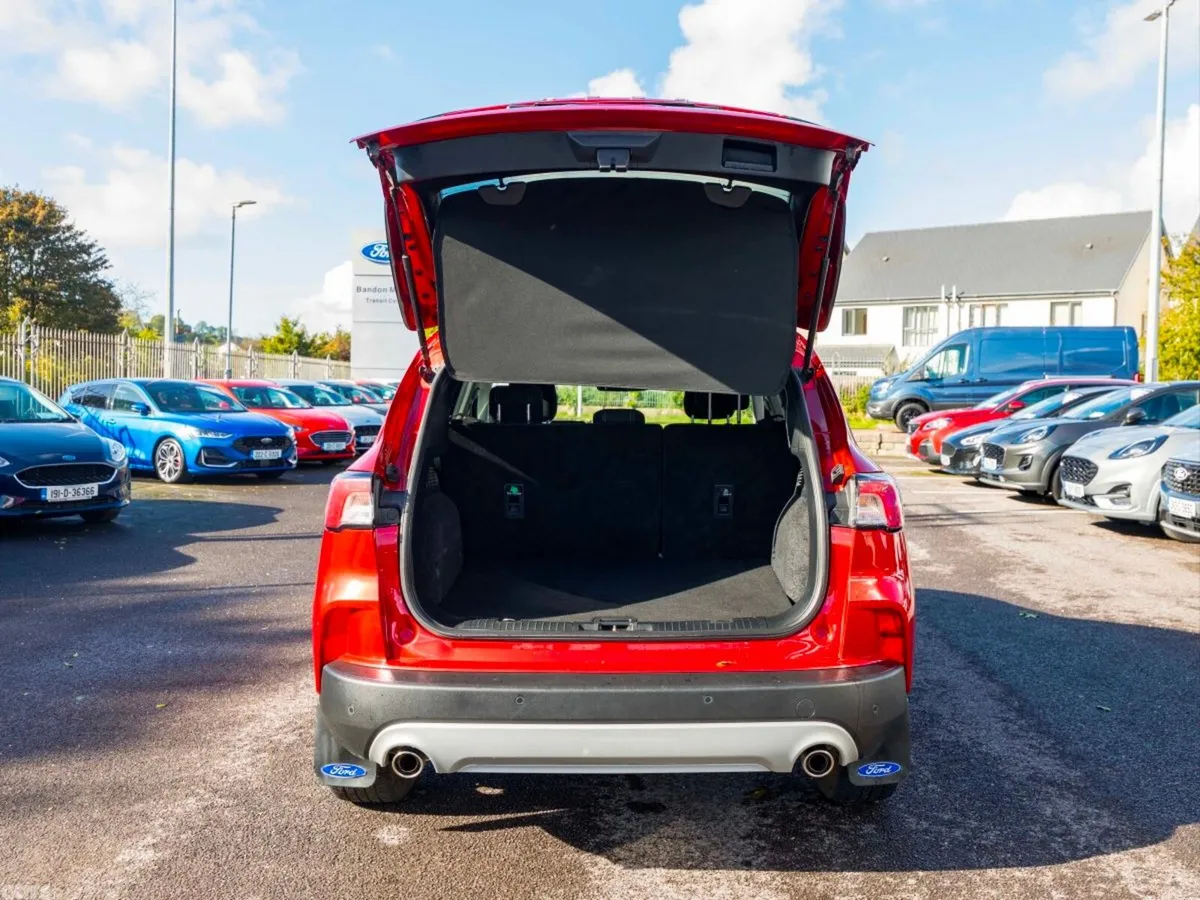Ford Kuga SUV, Diesel, 2020, Red