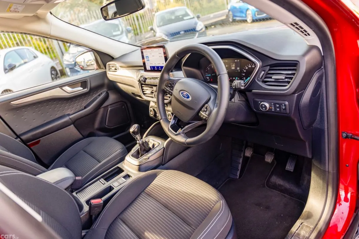 Ford Kuga SUV, Diesel, 2020, Red