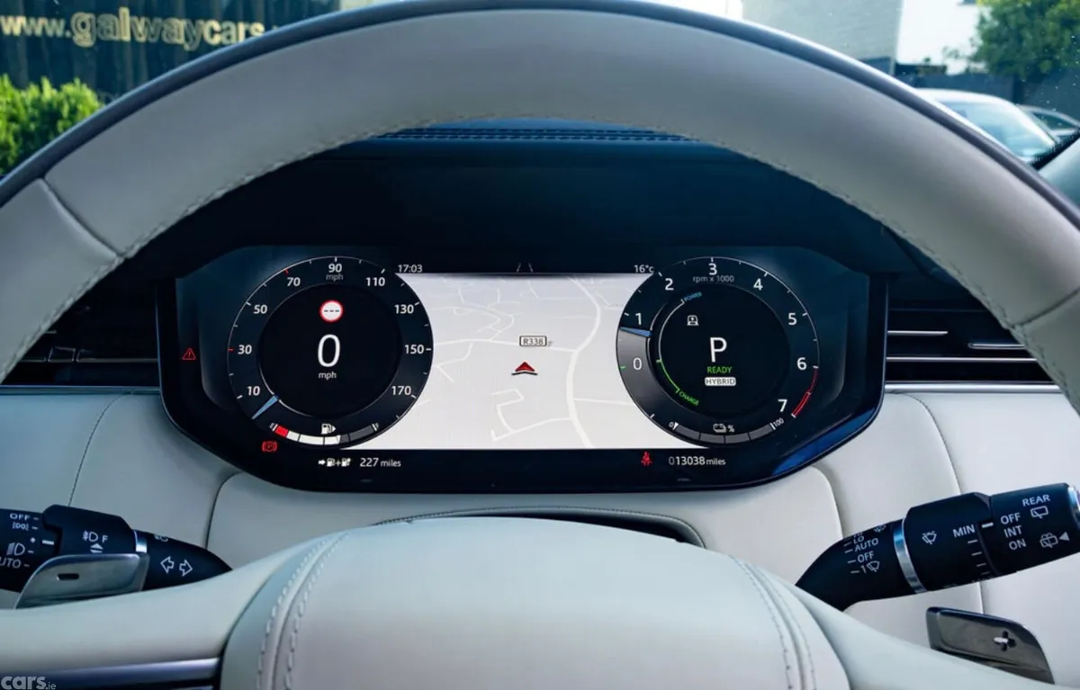 Land Rover Range Rover SUV, Petrol Hybrid, 2024, Gold