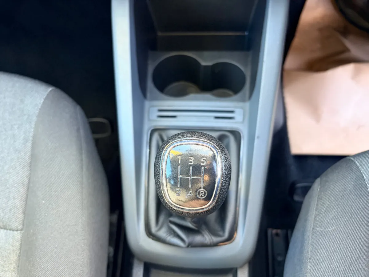 Skoda Fabia Hatchback, Petrol, 2021, Blue