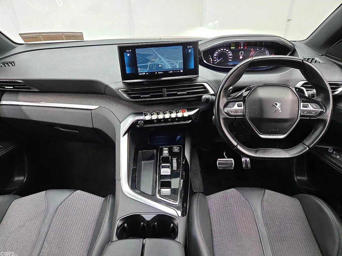 Peugeot 3008 MPV, Diesel, 2024, Red