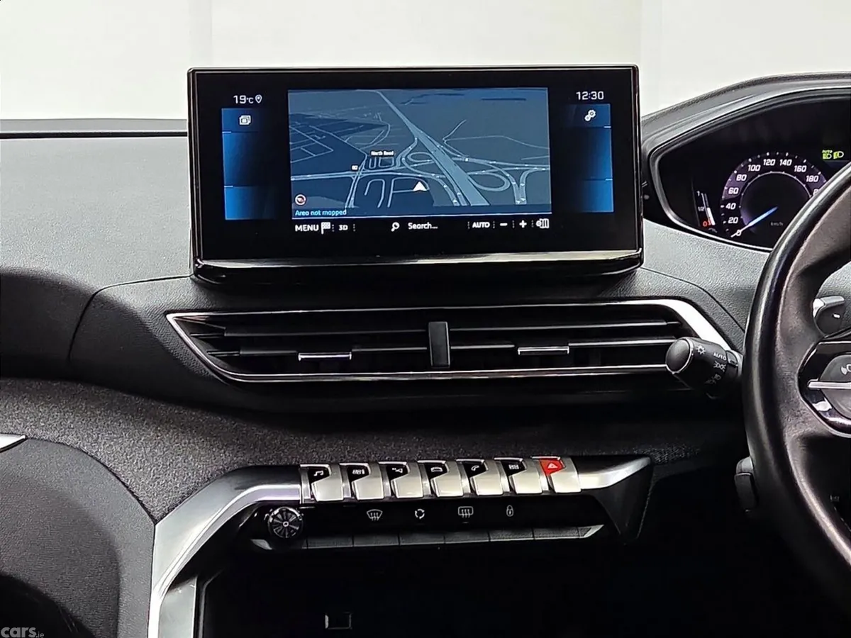 Peugeot 3008 MPV, Diesel, 2024, Red