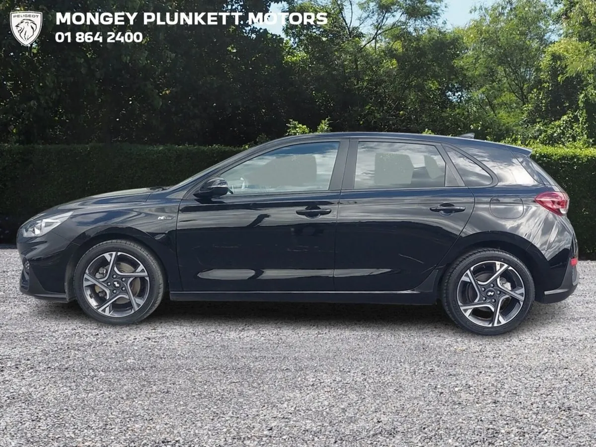 Hyundai i30 Hatchback, Petrol, 2021, Black