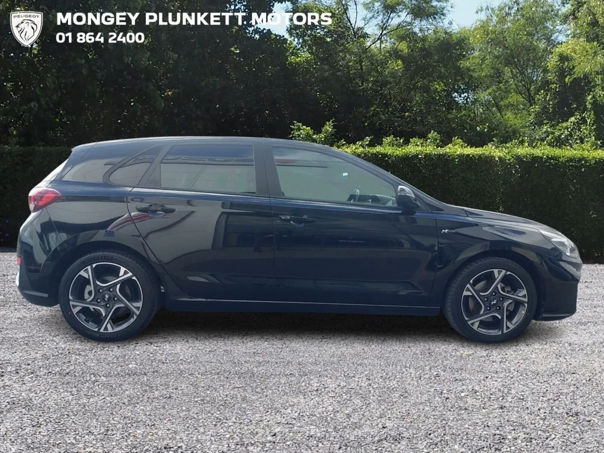 Hyundai i30 Hatchback, Petrol, 2021, Black