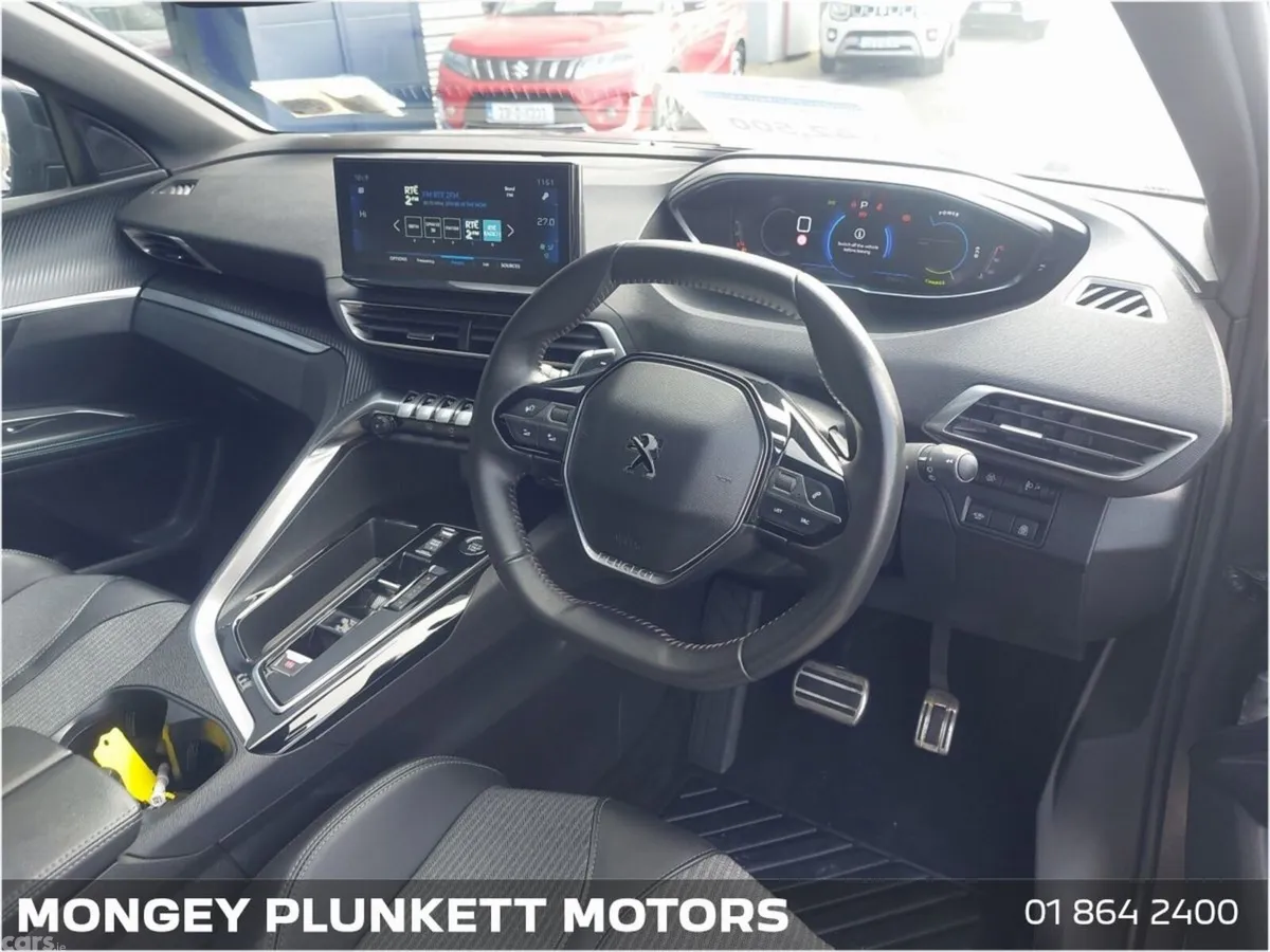 Peugeot 5008 MPV, Petrol Hybrid, 2024, Grey