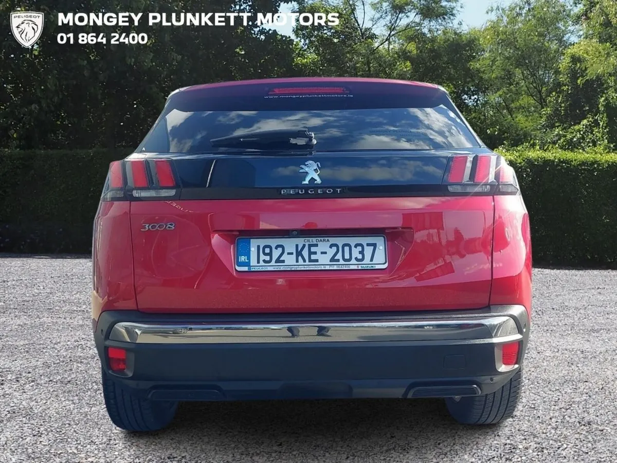 Peugeot 3008 Hatchback, Diesel, 2019, Red