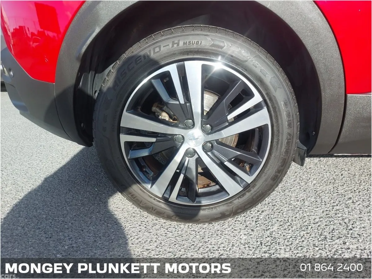 Peugeot 3008 Hatchback, Diesel, 2019, Red