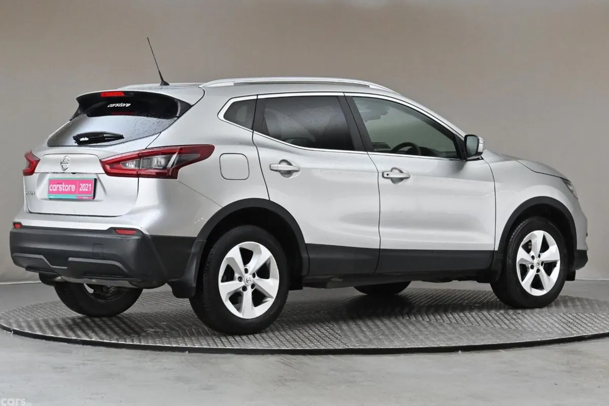 Nissan Qashqai SUV, Petrol, 2021, Grey
