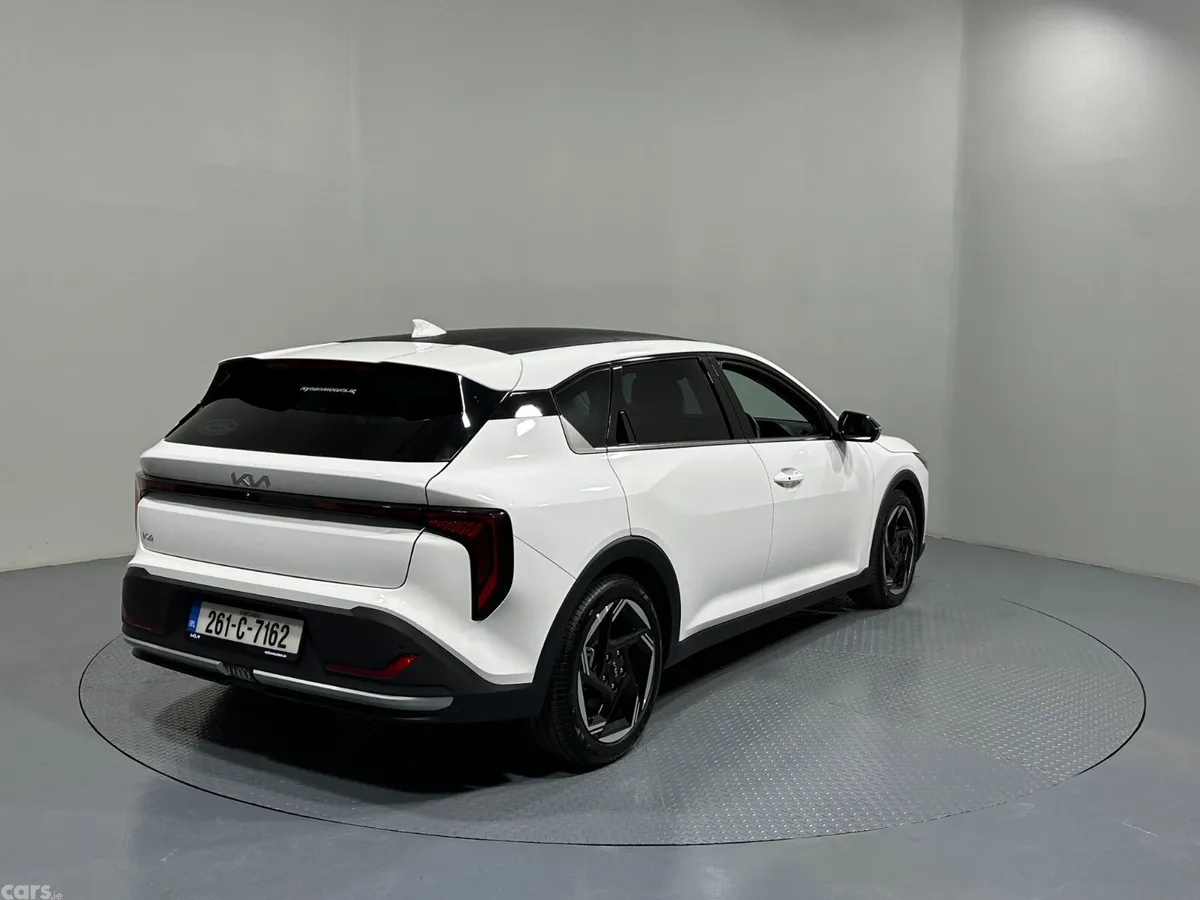 Kia K4 Hatchback, Petrol Hybrid, 2026, White