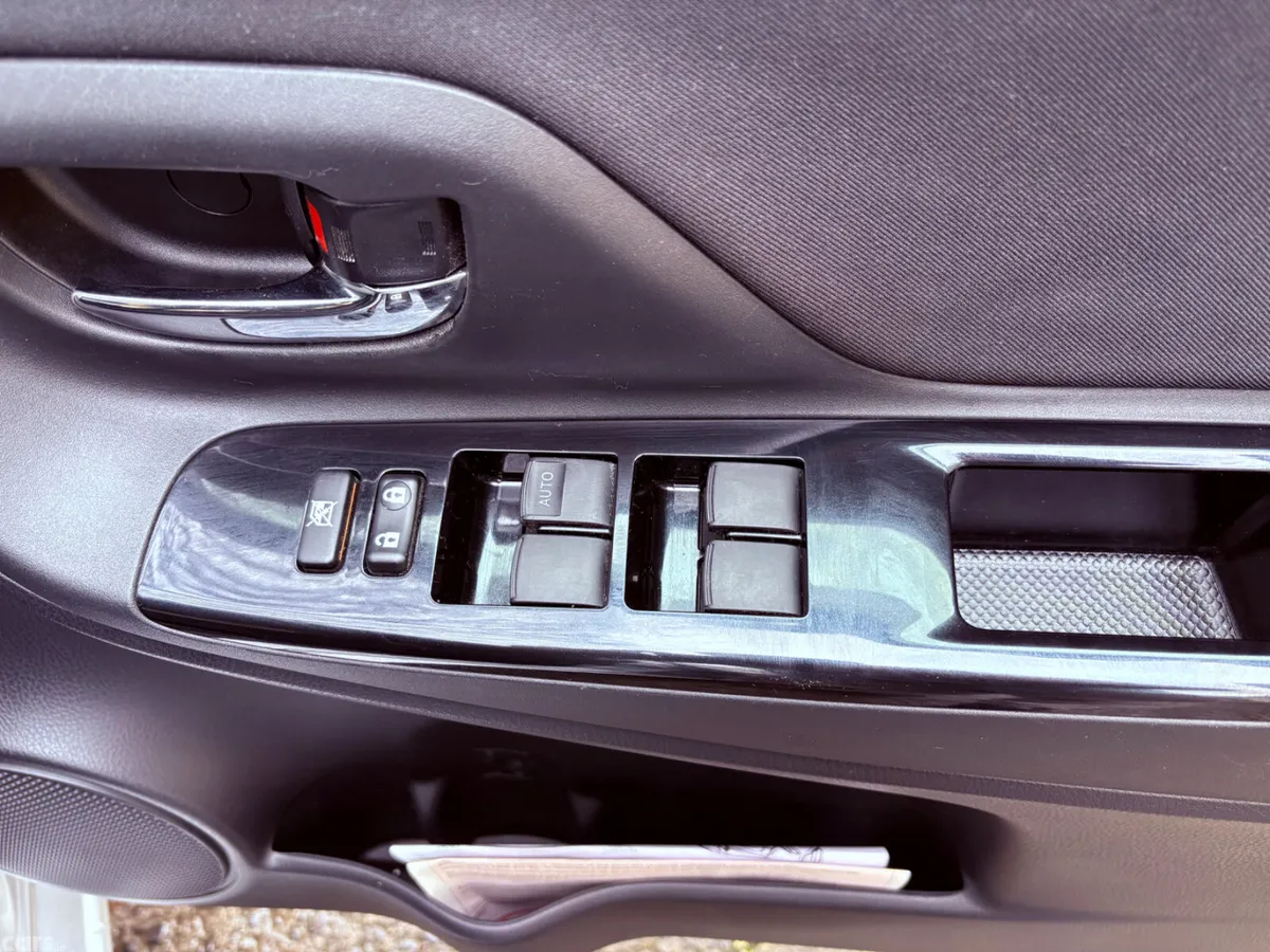 Toyota Vitz Hatchback, Petrol Hybrid, 2019, Silver