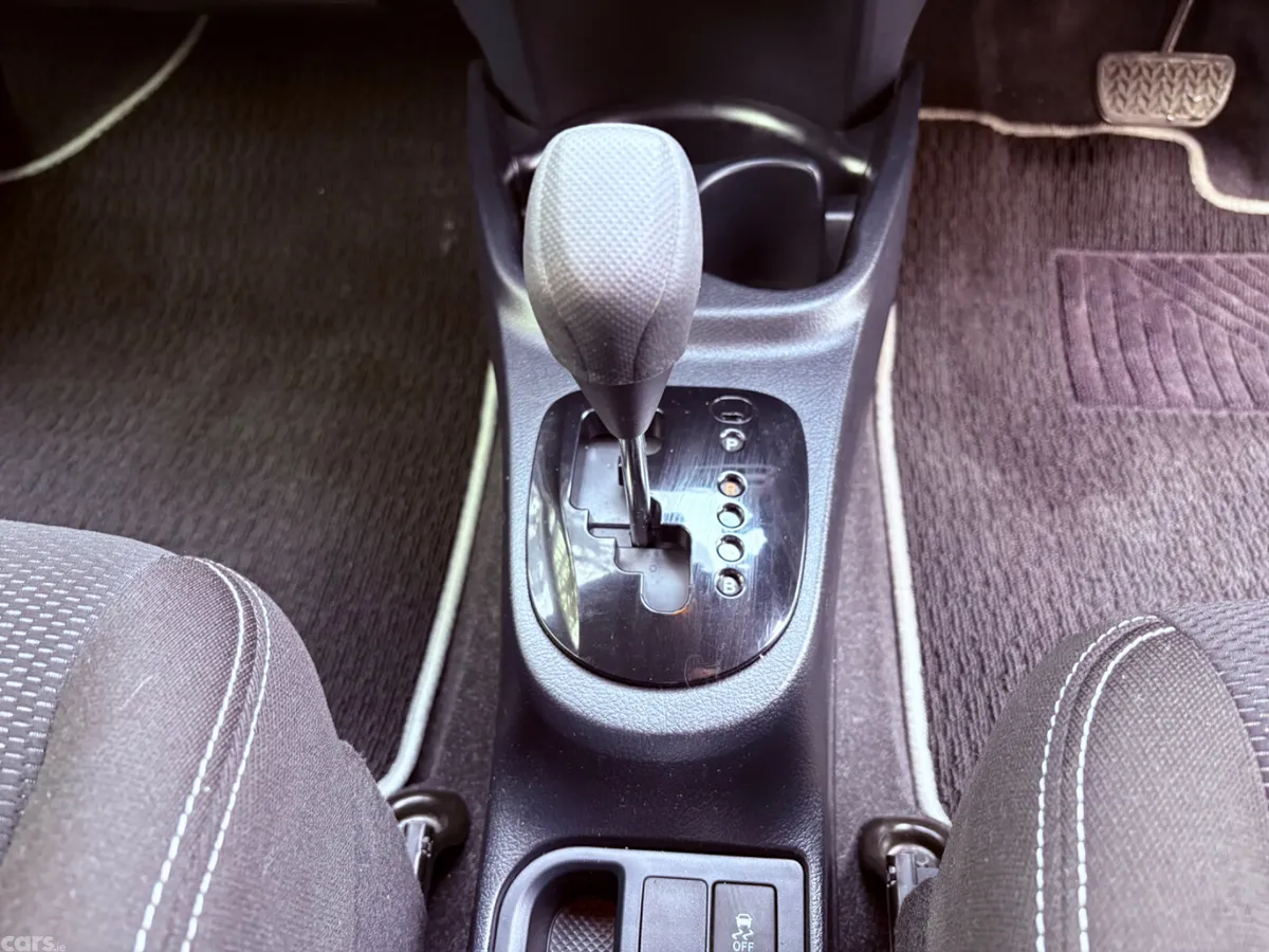 Toyota Vitz Hatchback, Petrol Hybrid, 2019, Silver