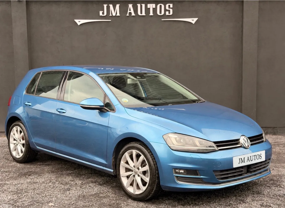 Volkswagen Golf Hatchback, Petrol, 2014, Blue