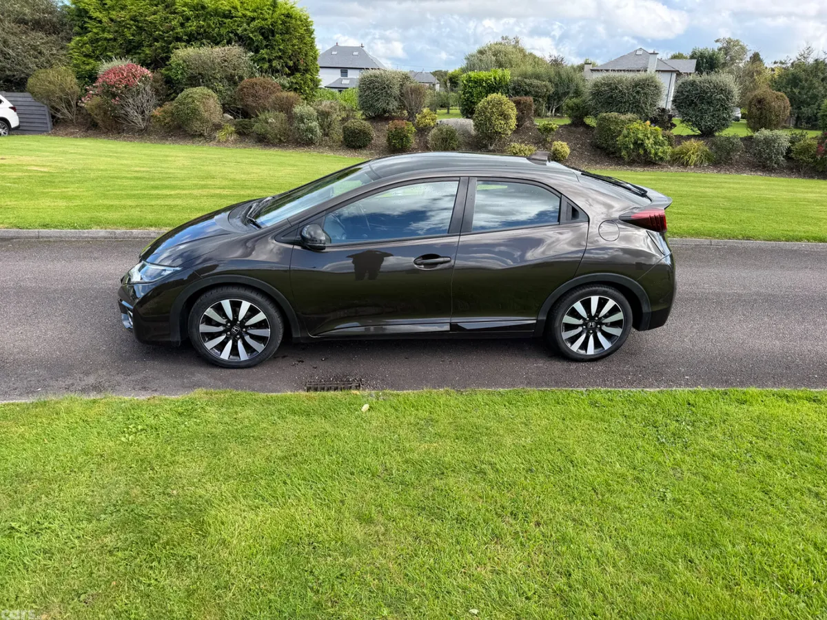 Honda Civic Hatchback, Petrol, 2016, Brown