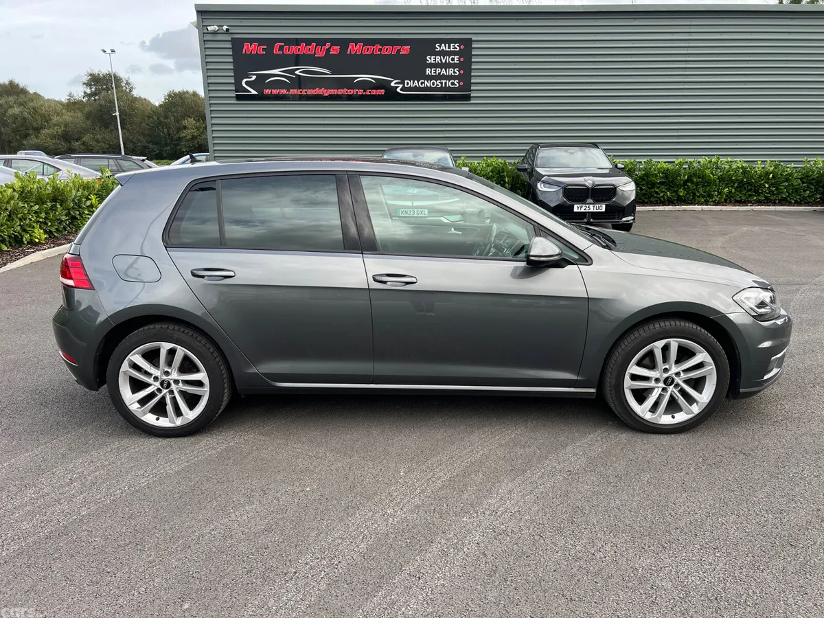 Volkswagen Golf Hatchback, Diesel, 2020, Grey